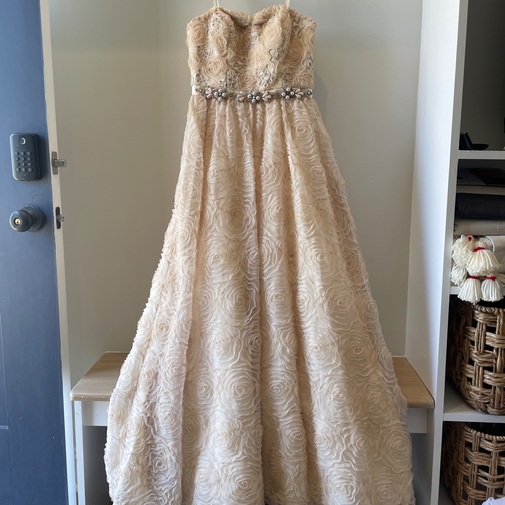 Strapless Adrianna Papell Prom Homecoming Formal Floor Length Dress Gown Rosette